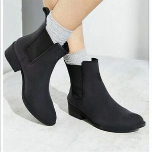 Jeffrey Campbell Forecast Chelsea Rain Boots 7.5
